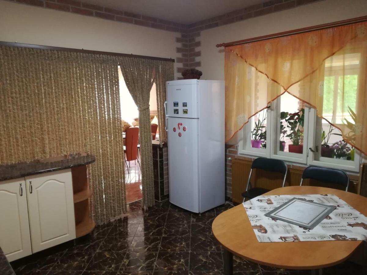 Pensiunea Colt Alb Băile Homorod Exterior foto